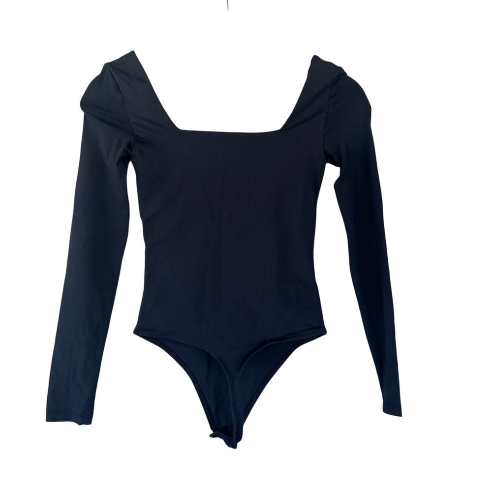 Aritzia Original Contour Squareneck Bodysuit Size XS Color Black  Style #118756